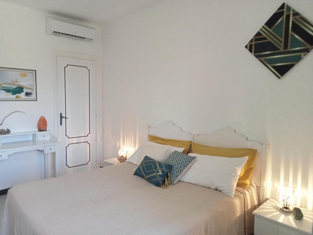 Bed and Breakfast La Rosa Dei Venti Ла-Калетта Экстерьер фото