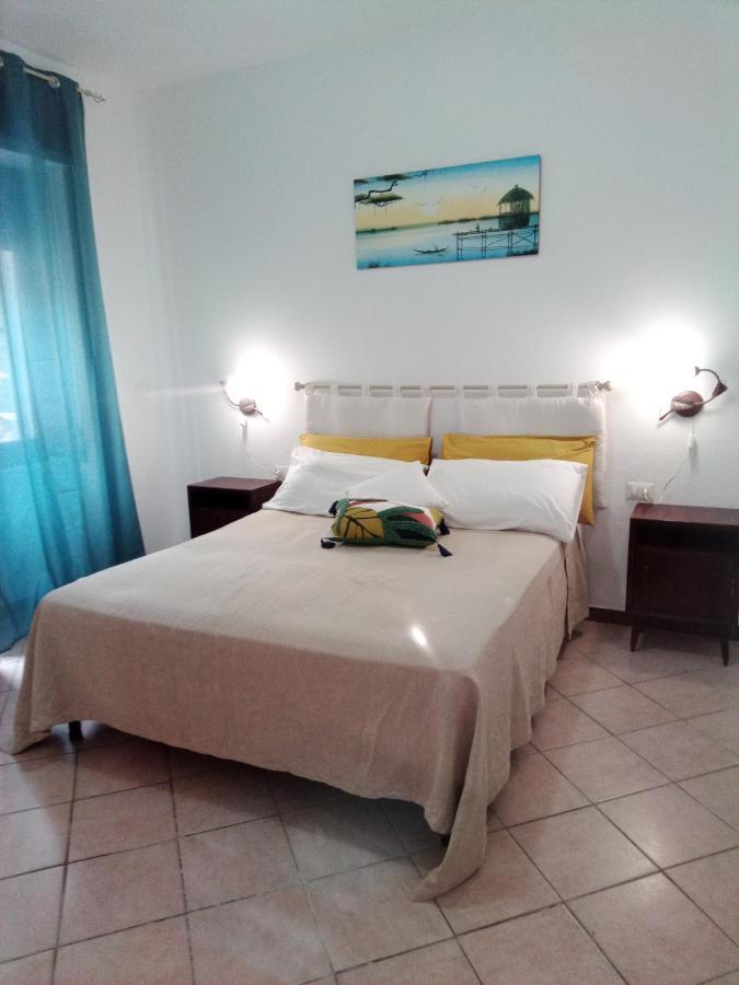 Bed and Breakfast La Rosa Dei Venti Ла-Калетта Экстерьер фото