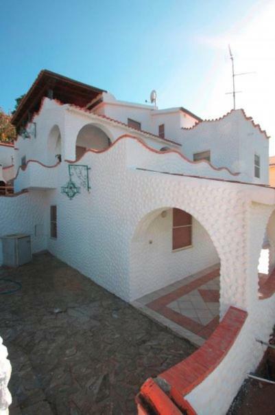 Bed and Breakfast La Rosa Dei Venti Ла-Калетта Экстерьер фото